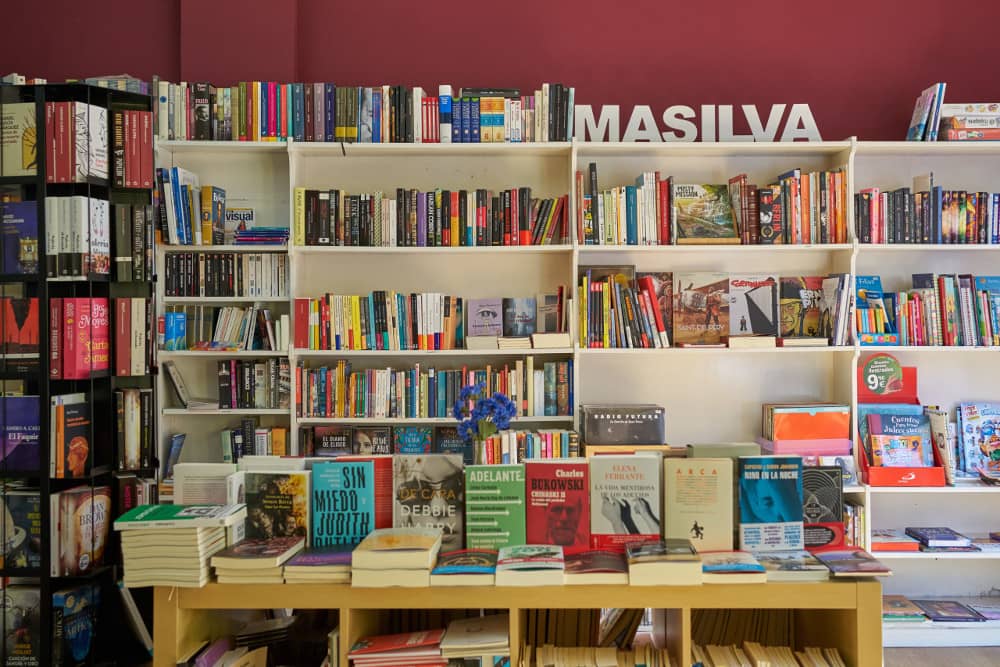 Masilva, Librería Buchhandlung
